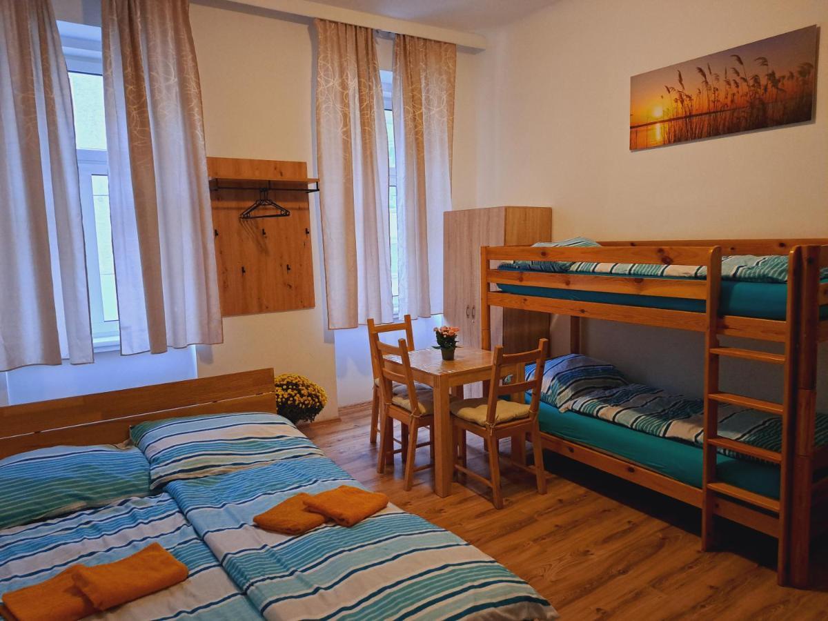 Astoria Central Appartement 10 Minutes To Downtown Vienna Exterior photo